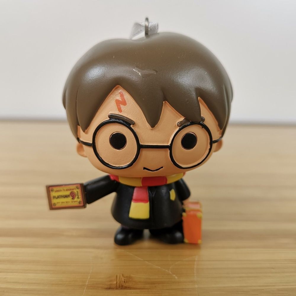 Harry Potter Hallmark Ornament Wizarding‎ World